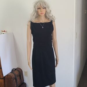 Diane Von Furstenburg DVF Nice black dress size 6